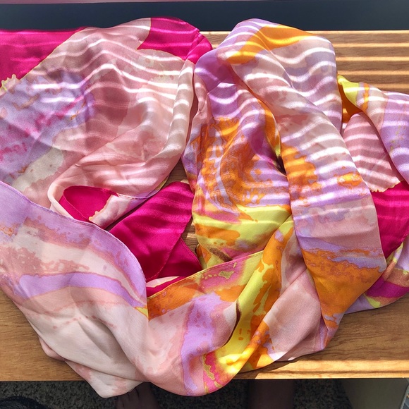 Vince Camuto Accessories - ❤️BOGO FREE - Vince Camuto Silk Scarf - Abstract Motifs Pink and Orange